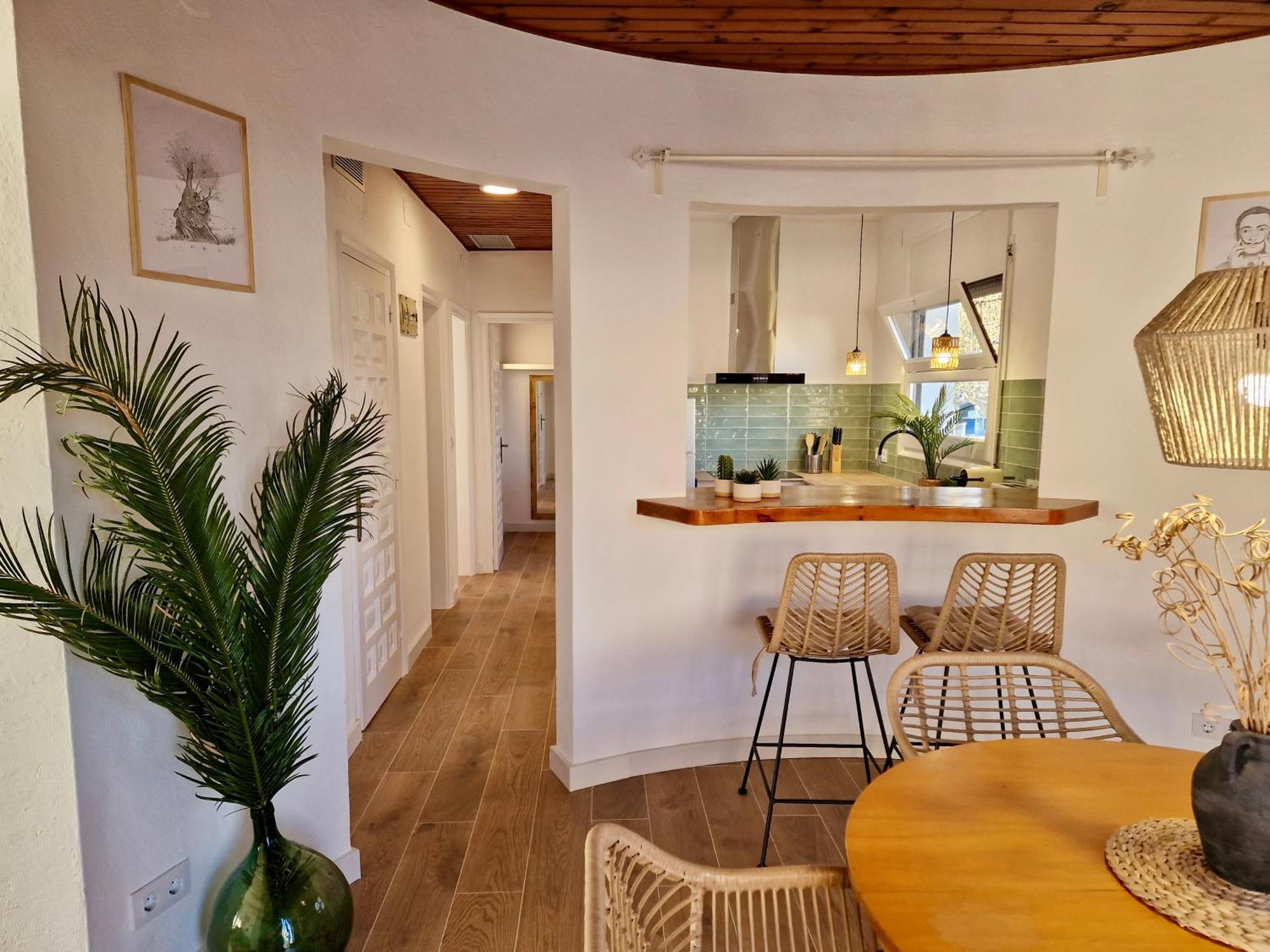 אמפוריבראבה Gorgot P1 I Apartamento Con Terraza Y Piscina Comunitaria Cerca De La Playa מראה חיצוני תמונה